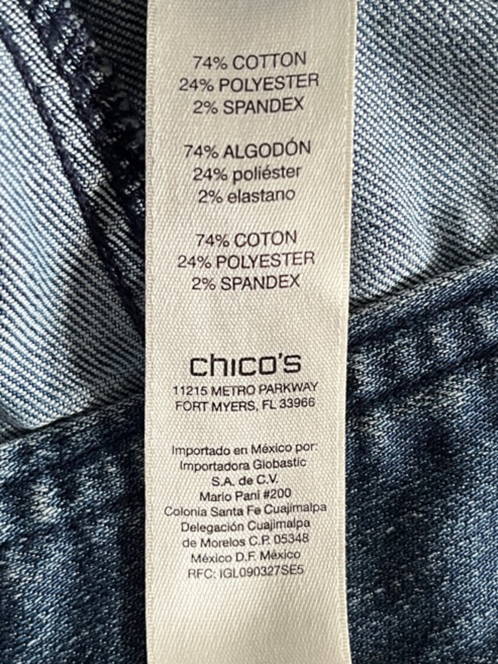 Chico's Medium Wash Button Up Stretch Denim Jean Jacket Size S - Picture 8 of 8